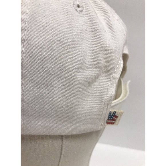 Disney x Junk Food Red White Mickey Mouse Adjustable Hat - Picture 4 of 9